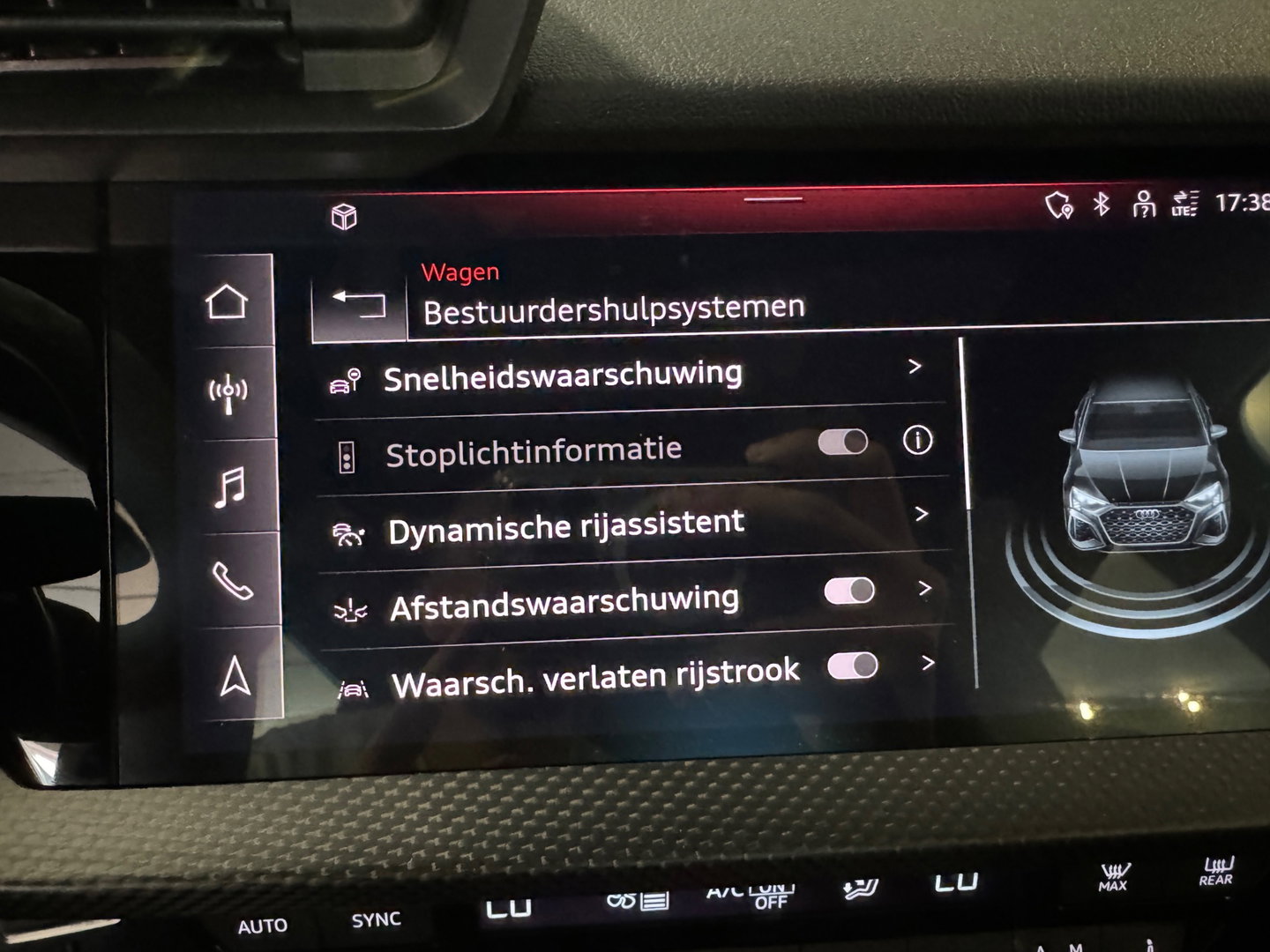 Audi RS3 Sportback 2.5 TFSI quattro Pano|HuD|Keyless|Memory|B&O|Sfeer