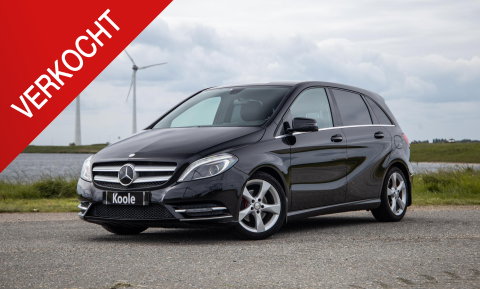 Mercedes-Benz B-Klasse 180 Ambition AUTOMAAT / CRUISE CONTROLE / NAVI / TREKHAAK / LEER
