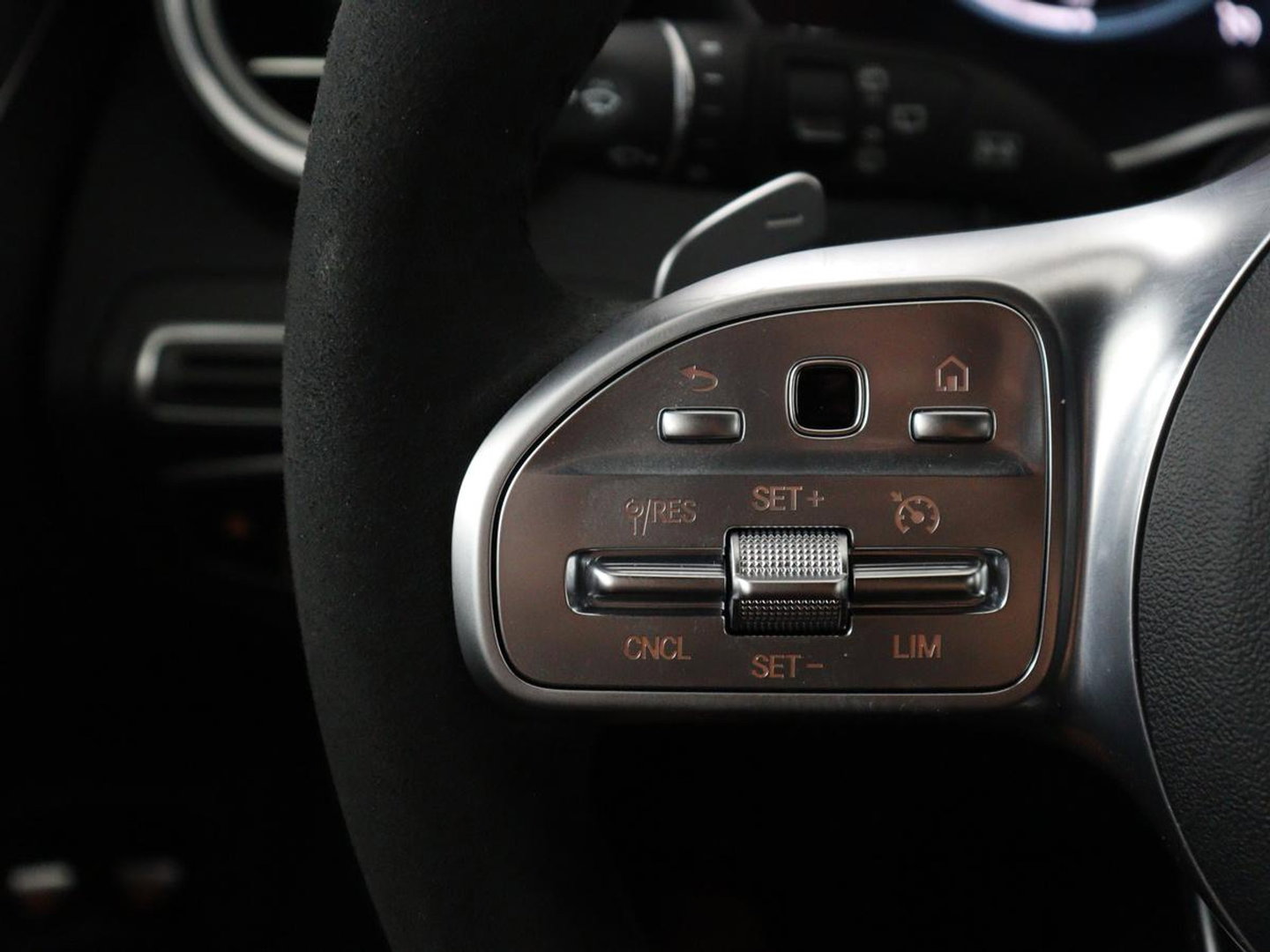 Mercedes-Benz C-Klasse Estate 300 e Business Solution AMG Limited d | SOH 88,2% | Leder/alcantara | Cruise control | Lane assist | Elektrische achterklep | 360 camera | Park assist | Carplay | Sfeerverlichting