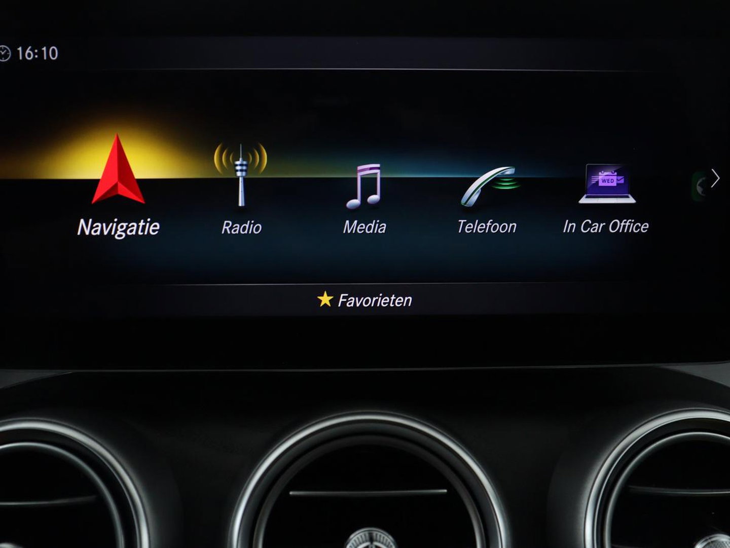 Mercedes-Benz C-Klasse Estate 300 e Business Solution AMG Limited d | SOH 88,2% | Leder/alcantara | Cruise control | Lane assist | Elektrische achterklep | 360 camera | Park assist | Carplay | Sfeerverlichting