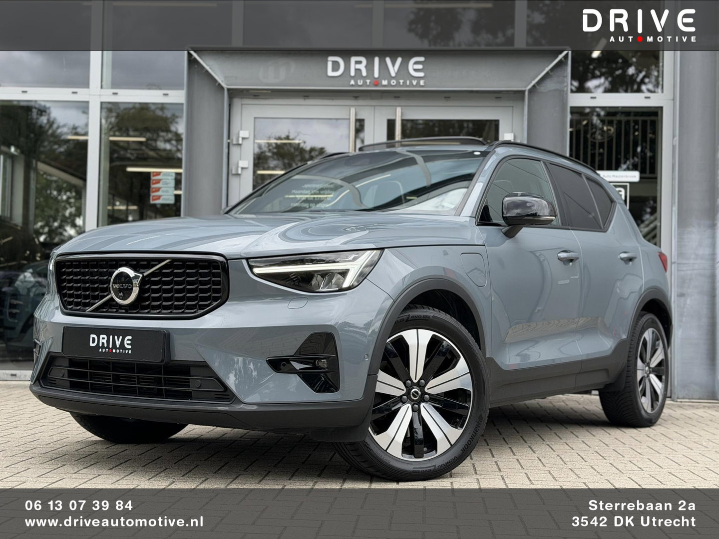 Volvo XC40 1.5 T4 Plug-in hybrid Ultimate Dark |Pano|H/K|360Cam|Memory|PilotAssit|Trekhaak|BLIS|ThunderGrey