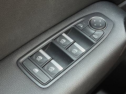 Renault Captur 1.6 E-Tech hybrid 145 SL Rive Gauche | Apple Carplay | Airconditioning | DAB | Camera | Navigatie |