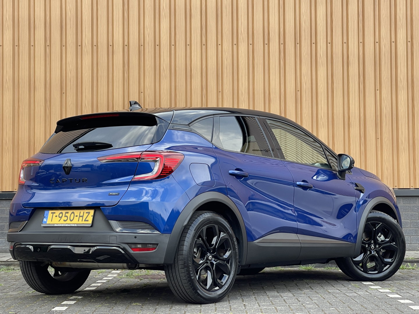 Renault Captur 1.6 E-Tech hybrid 145 SL Rive Gauche | Apple Carplay | Airconditioning | DAB | Camera | Navigatie |