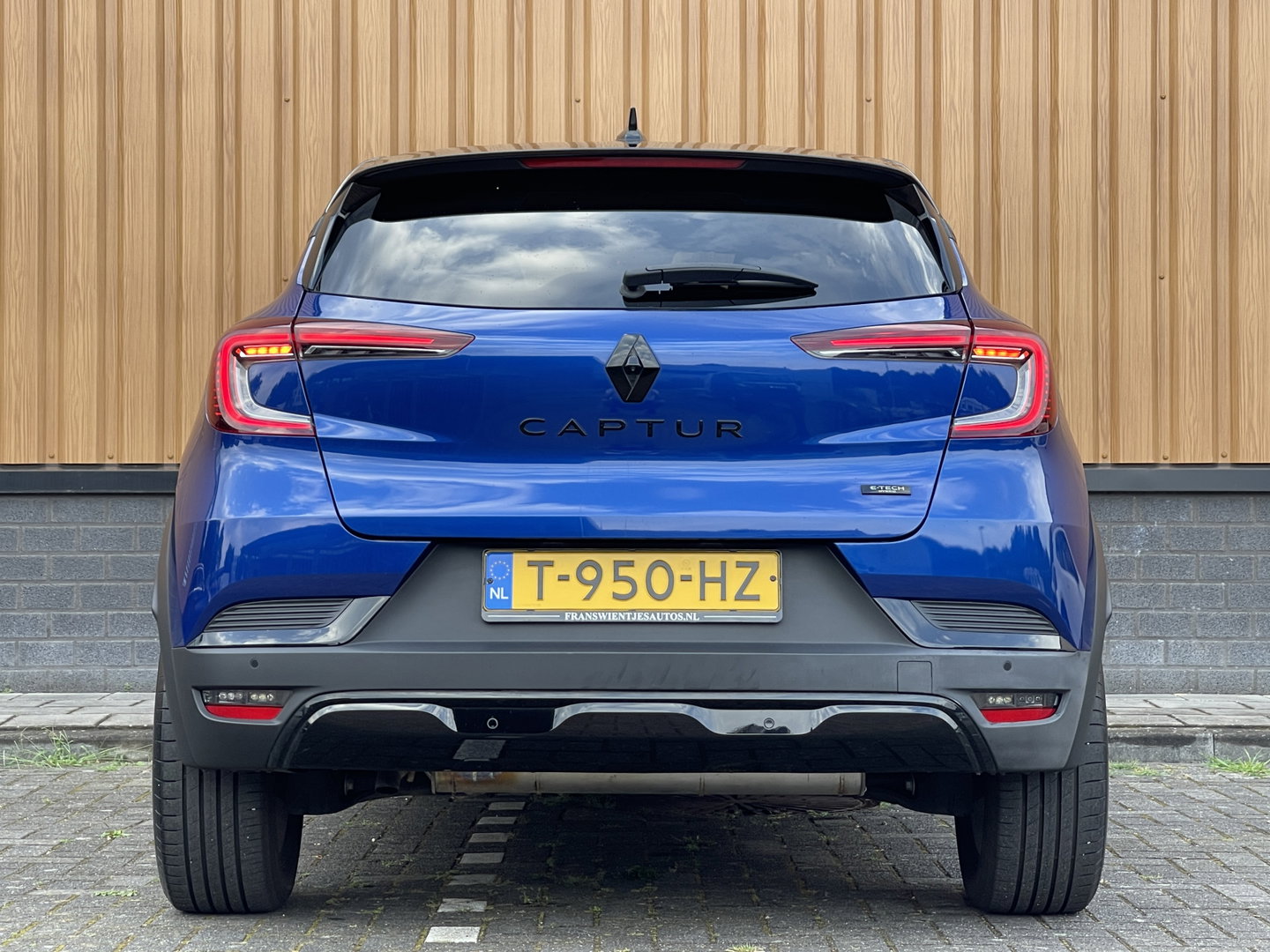 Renault Captur 1.6 E-Tech hybrid 145 SL Rive Gauche | Apple Carplay | Airconditioning | DAB | Camera | Navigatie |