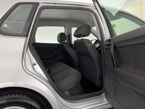 Volkswagen Polo 1.2 *AIRCO | COMFORT-SEATS | RADIO-CD/MP3 | TOWBAR*