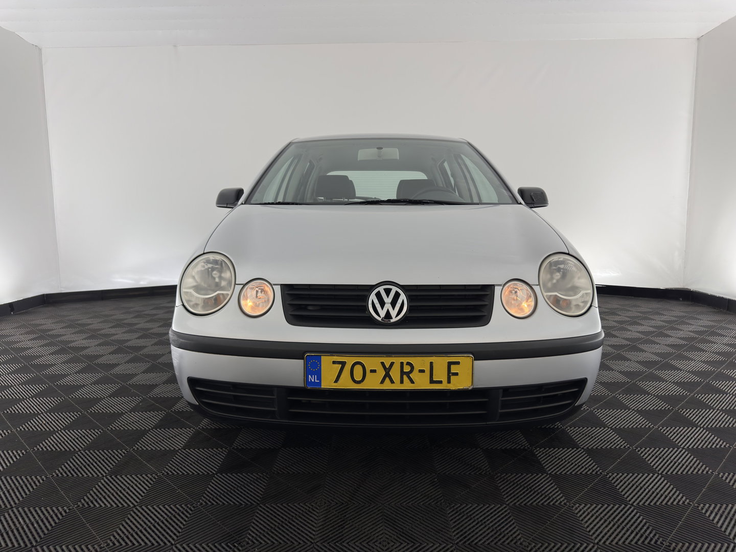 Volkswagen Polo 1.2 *AIRCO | COMFORT-SEATS | RADIO-CD/MP3 | TOWBAR*