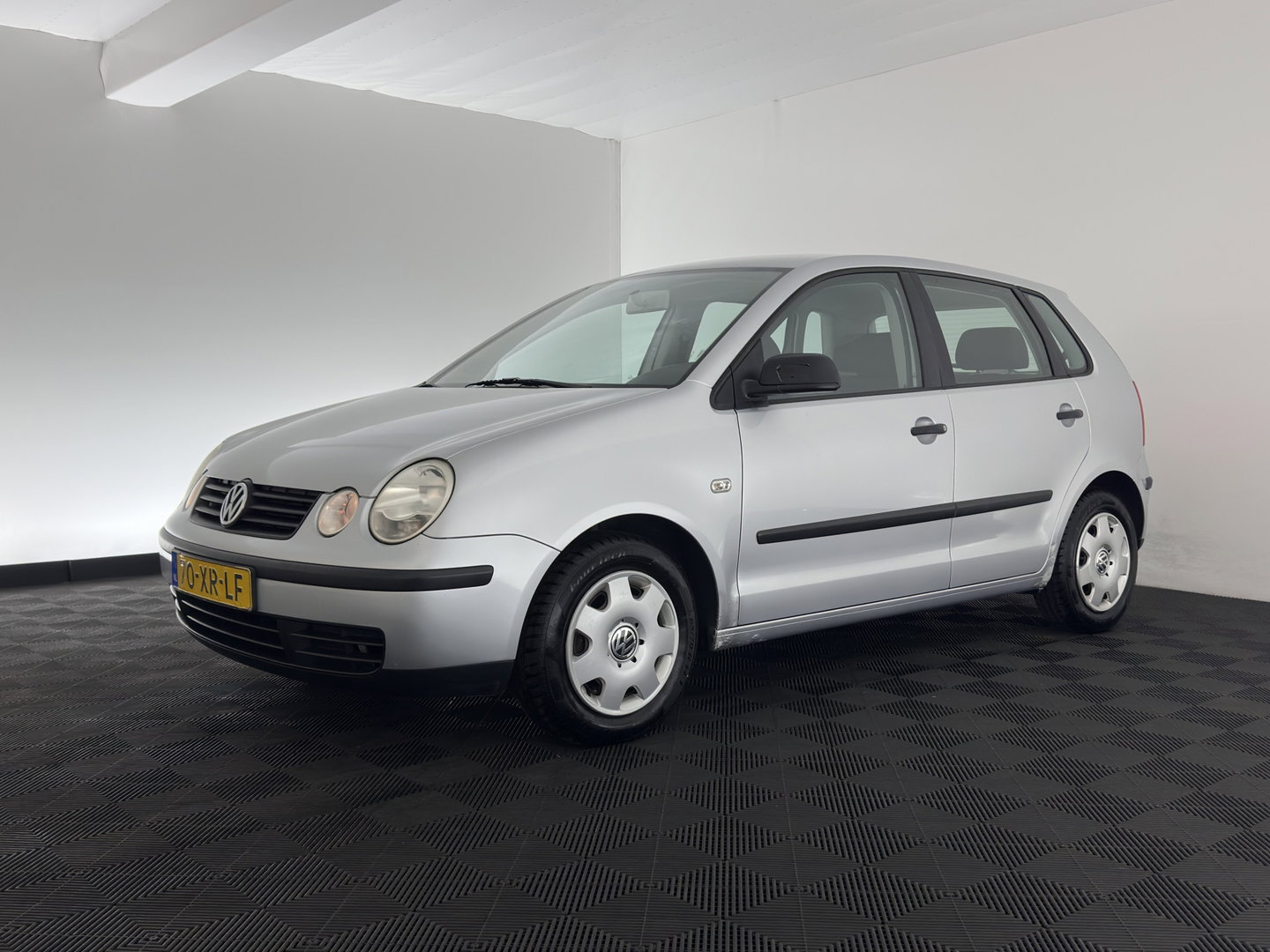 Volkswagen Polo 1.2 *AIRCO | COMFORT-SEATS | RADIO-CD/MP3 | TOWBAR*
