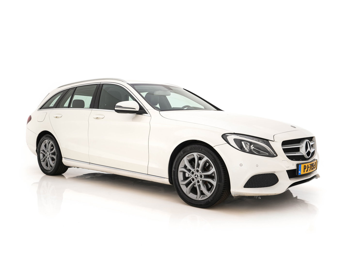 Mercedes-Benz C-Klasse Estate 200 CDI Business Solution Aut. *FULL-LED | LEATHER-FABRIC |  NAVI-FULLMAP | CAMERA | HEATED-SPORTSEATS | SHIFTPADDLES | CRUISE | KEYLESS | TOWBAR | 17''ALU*