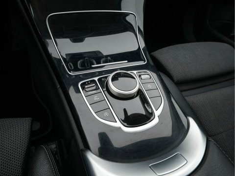 Mercedes-Benz C-Klasse Estate 200 CDI Business Solution Aut. *FULL-LED | LEATHER-FABRIC |  NAVI-FULLMAP | CAMERA | HEATED-SPORTSEATS | SHIFTPADDLES | CRUISE | KEYLESS | TOWBAR | 17''ALU*