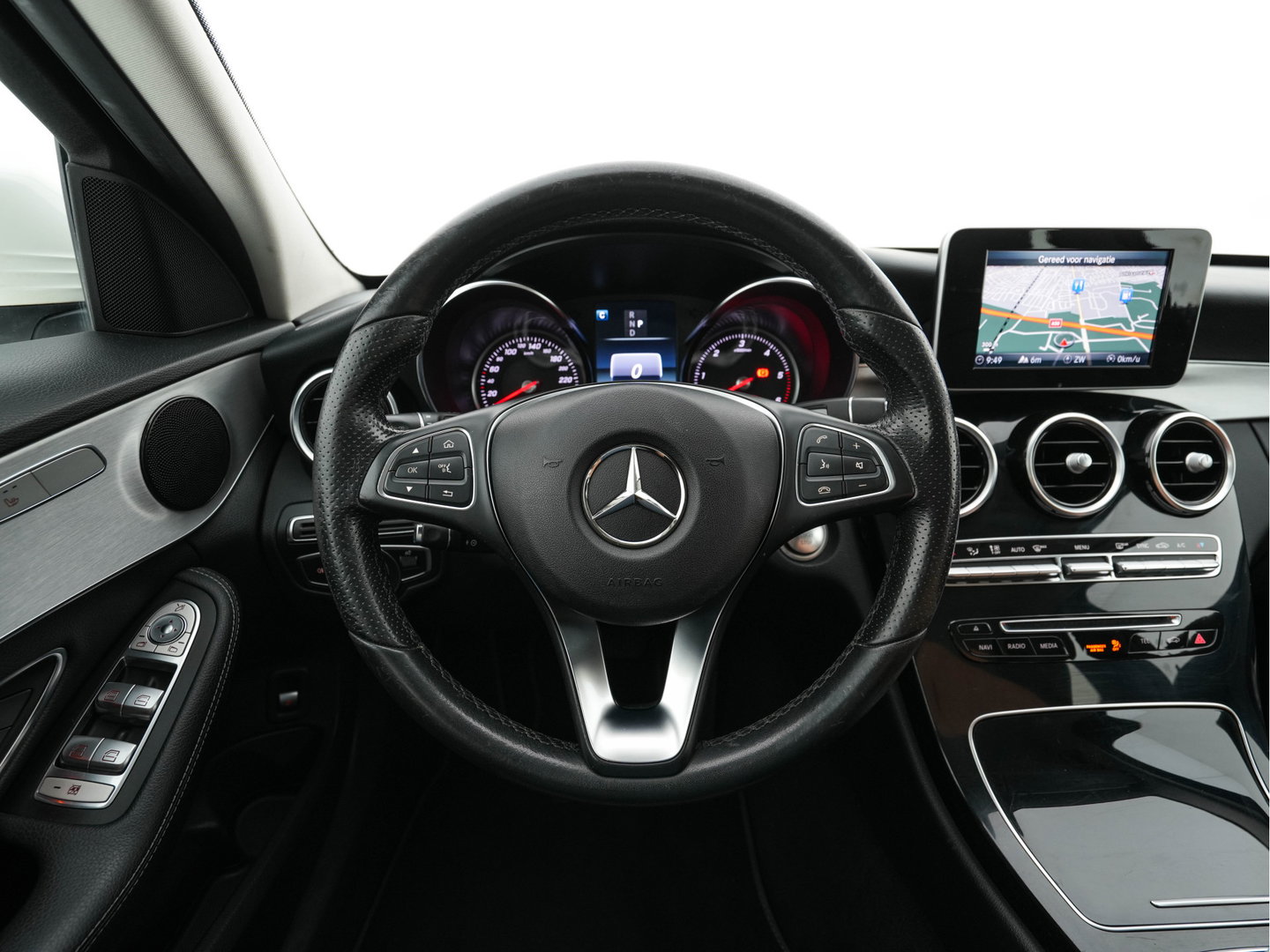 Mercedes-Benz C-Klasse Estate 200 CDI Business Solution Aut. *FULL-LED | LEATHER-FABRIC |  NAVI-FULLMAP | CAMERA | HEATED-SPORTSEATS | SHIFTPADDLES | CRUISE | KEYLESS | TOWBAR | 17''ALU*