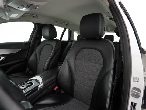 Mercedes-Benz C-Klasse Estate 200 CDI Business Solution Aut. *FULL-LED | LEATHER-FABRIC |  NAVI-FULLMAP | CAMERA | HEATED-SPORTSEATS | SHIFTPADDLES | CRUISE | KEYLESS | TOWBAR | 17''ALU*