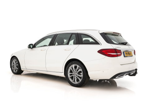 Mercedes-Benz C-Klasse Estate 200 CDI Business Solution Aut. *FULL-LED | LEATHER-FABRIC |  NAVI-FULLMAP | CAMERA | HEATED-SPORTSEATS | SHIFTPADDLES | CRUISE | KEYLESS | TOWBAR | 17''ALU*