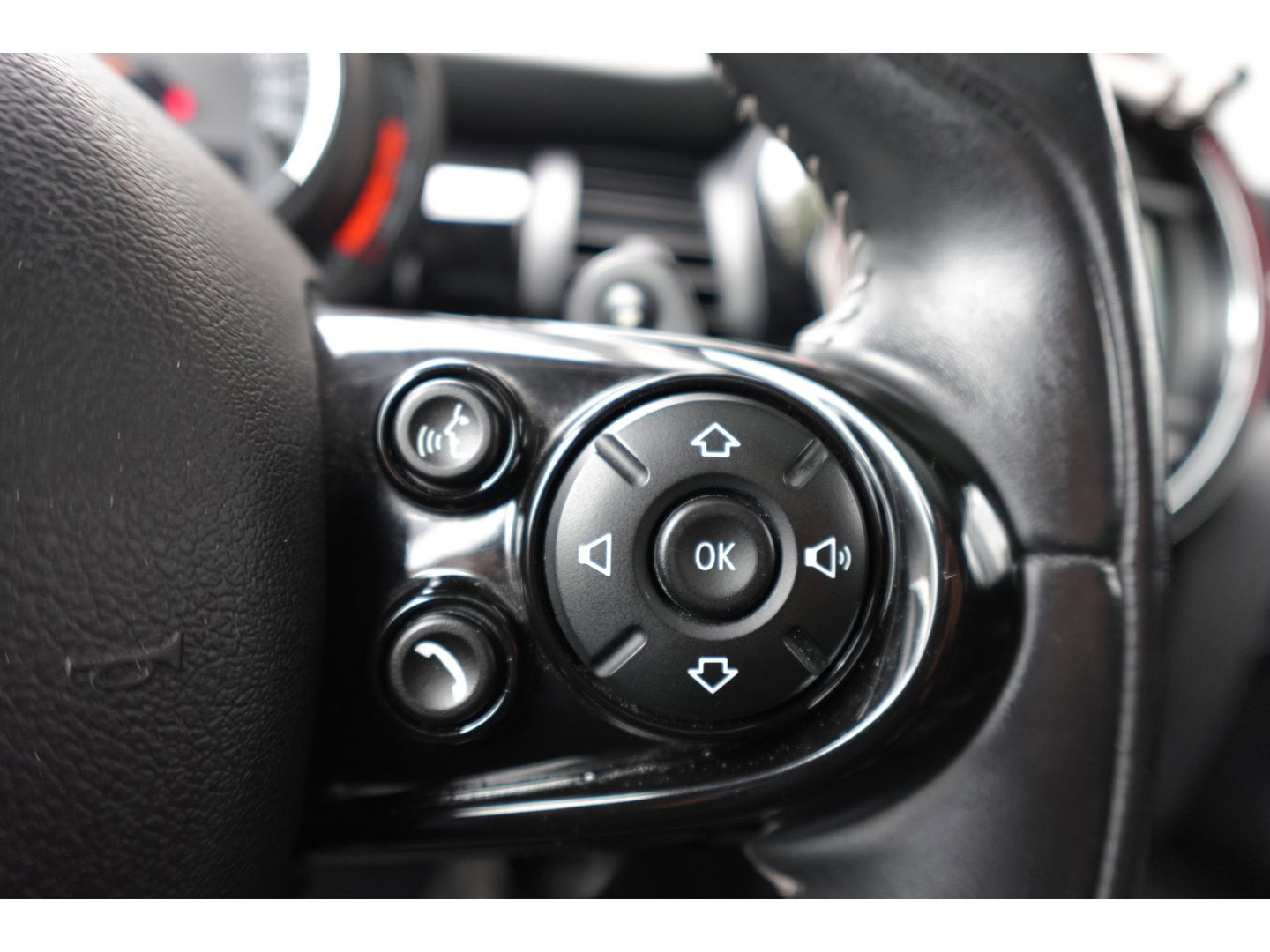 MINI 5-deurs Cooper S 2.0 Pepper PANO NAVI LED VOL