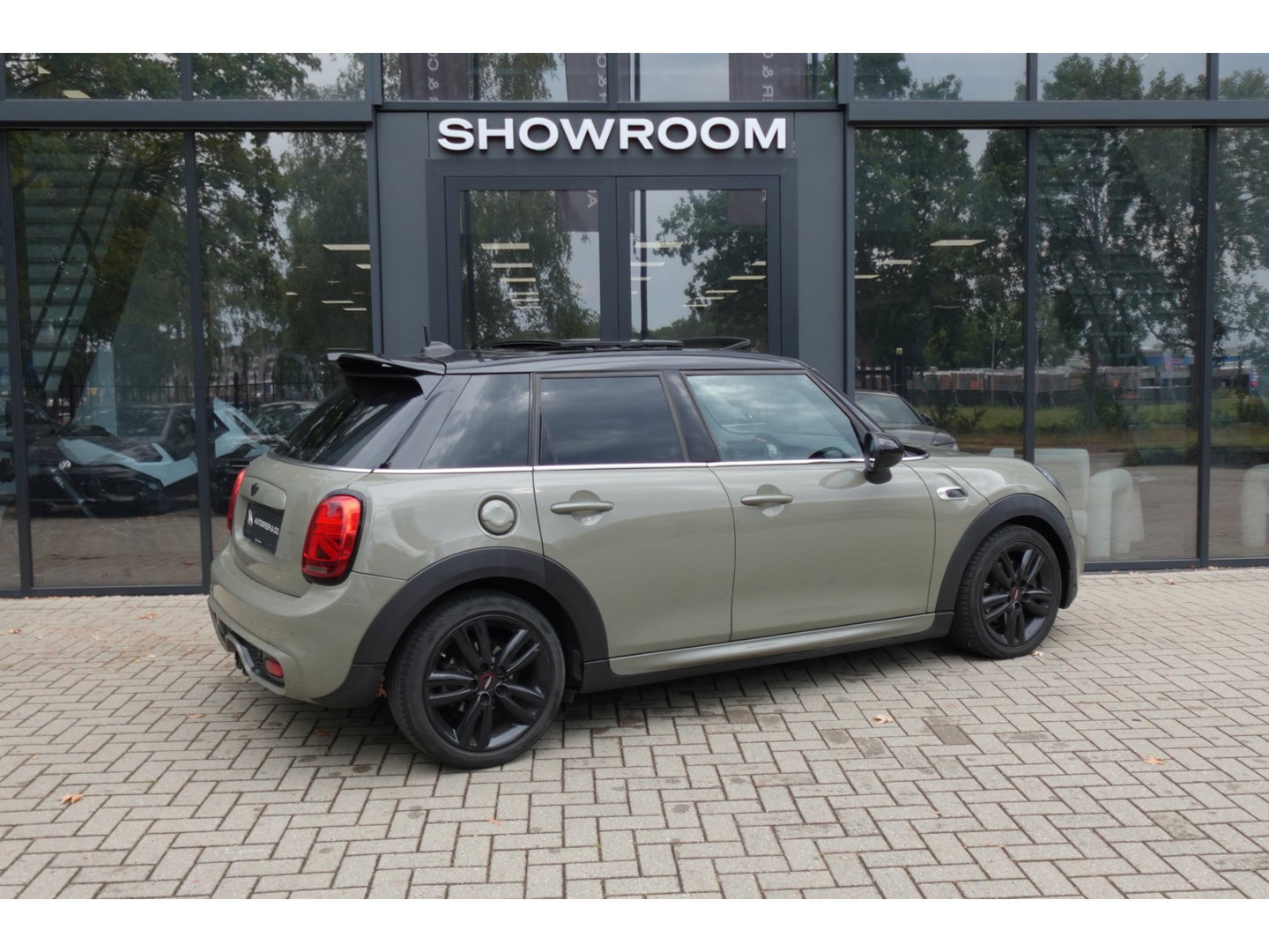 MINI 5-deurs Cooper S 2.0 Pepper PANO NAVI LED VOL