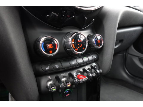 MINI 5-deurs Cooper S 2.0 Pepper PANO NAVI LED VOL