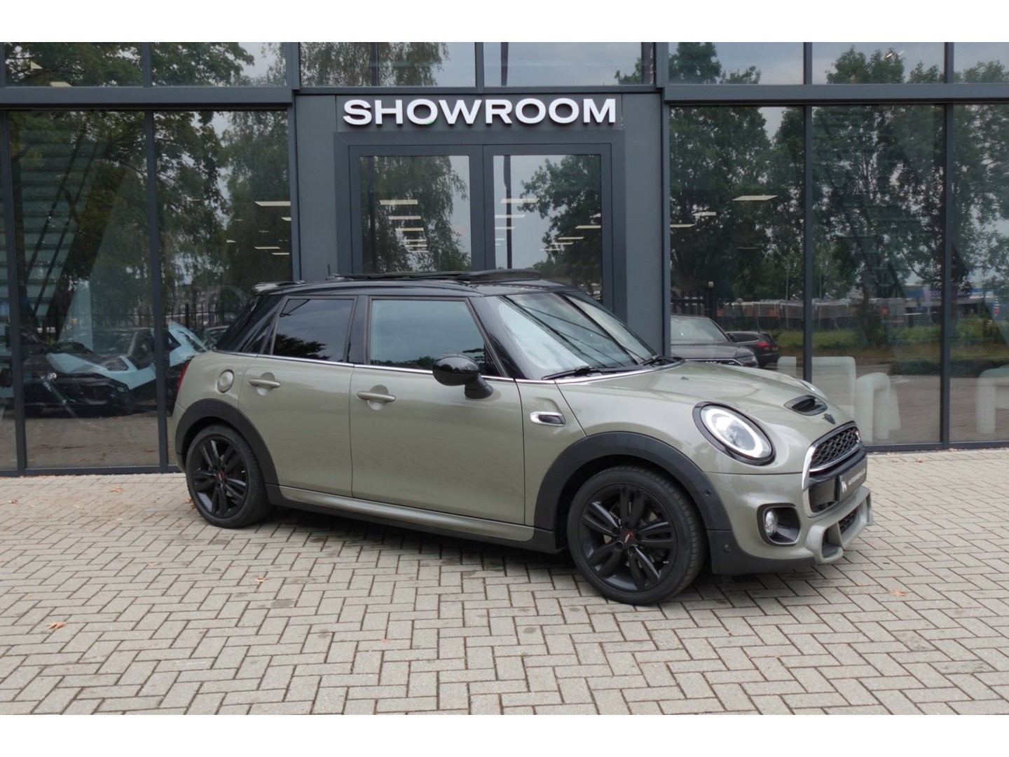 MINI 5-deurs Cooper S 2.0 Pepper PANO NAVI LED VOL