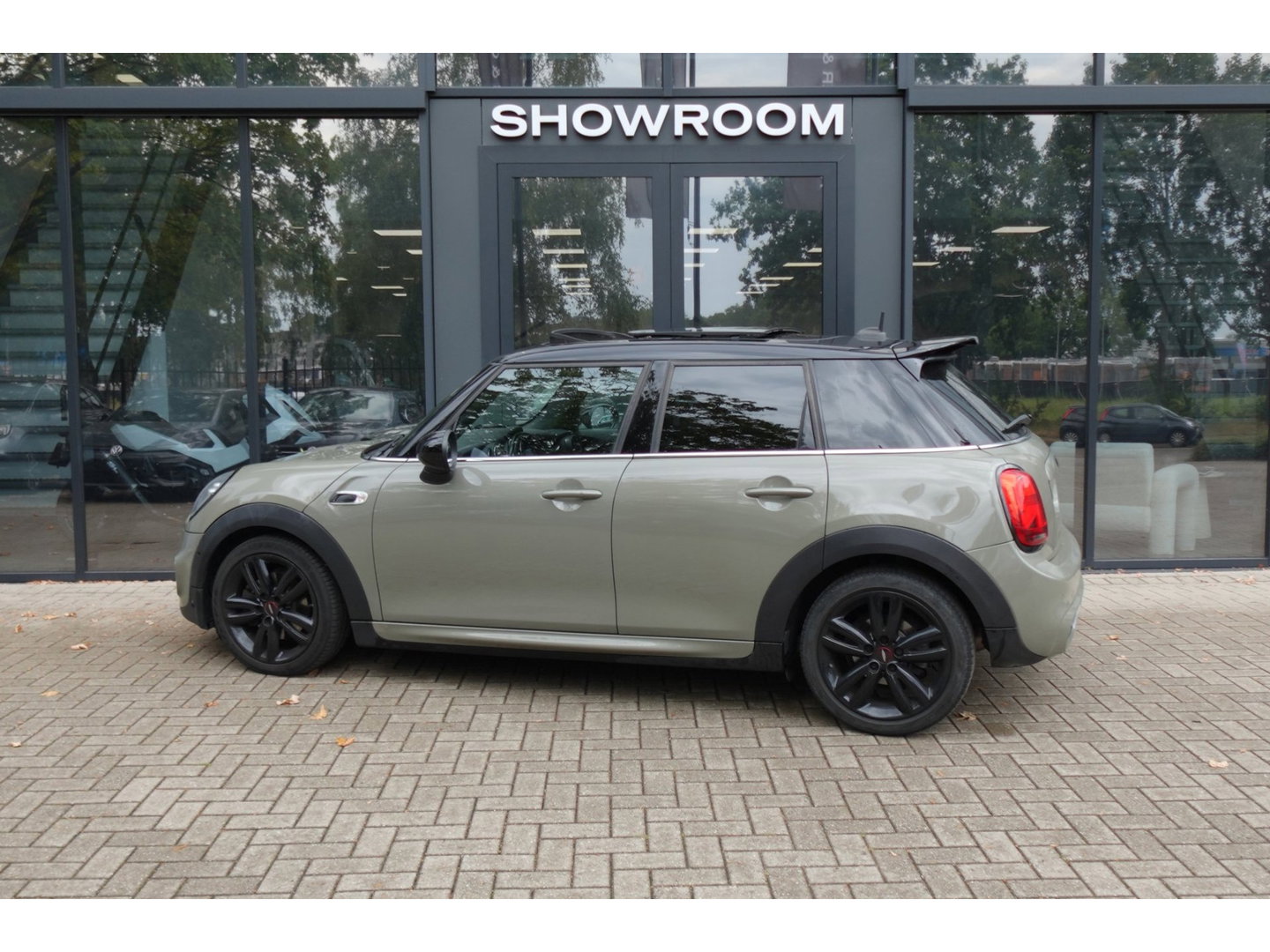 MINI 5-deurs Cooper S 2.0 Pepper PANO NAVI LED VOL