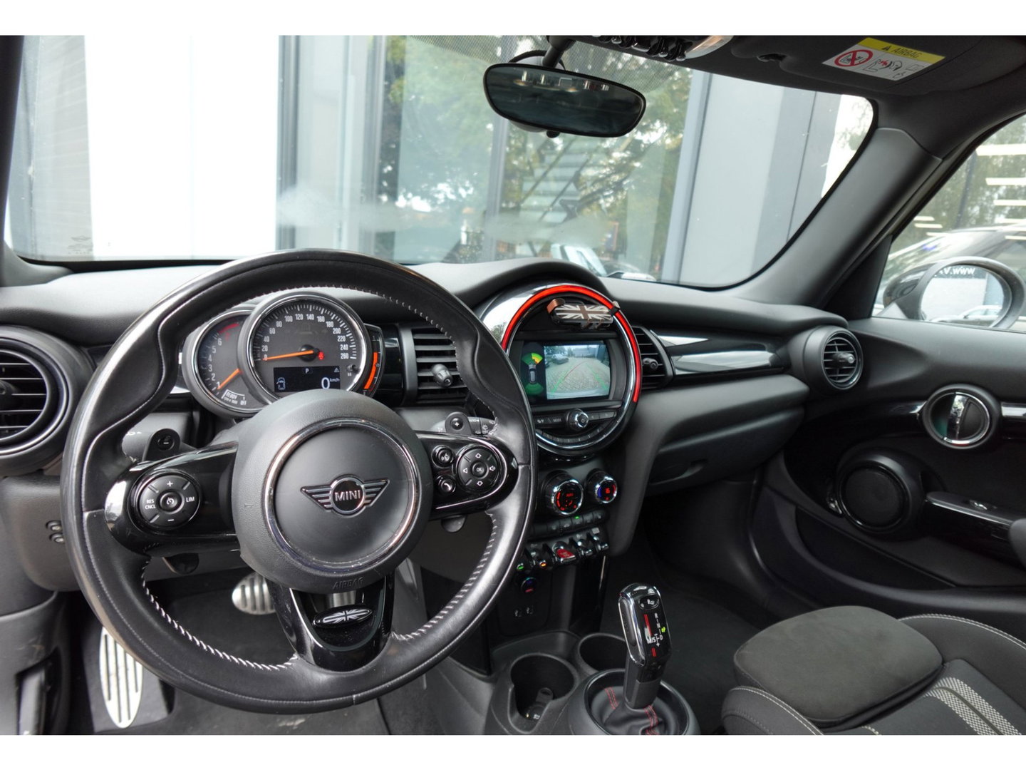 MINI 5-deurs Cooper S 2.0 Pepper PANO NAVI LED VOL
