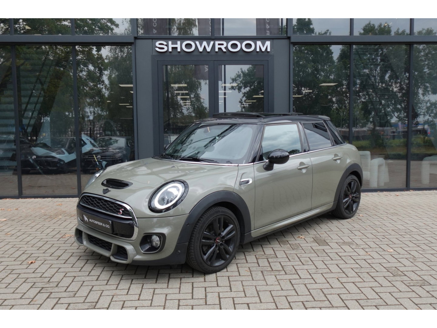 MINI 5-deurs Cooper S 2.0 Pepper PANO NAVI LED VOL