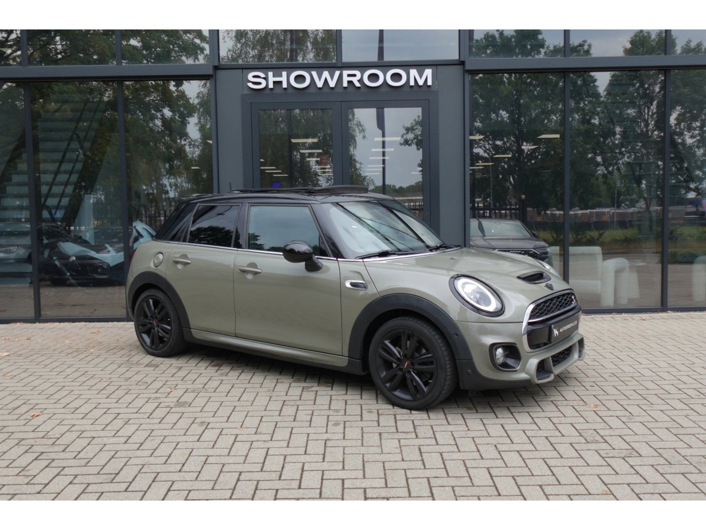 MINI 5-deurs Cooper S 2.0 Pepper PANO NAVI LED VOL