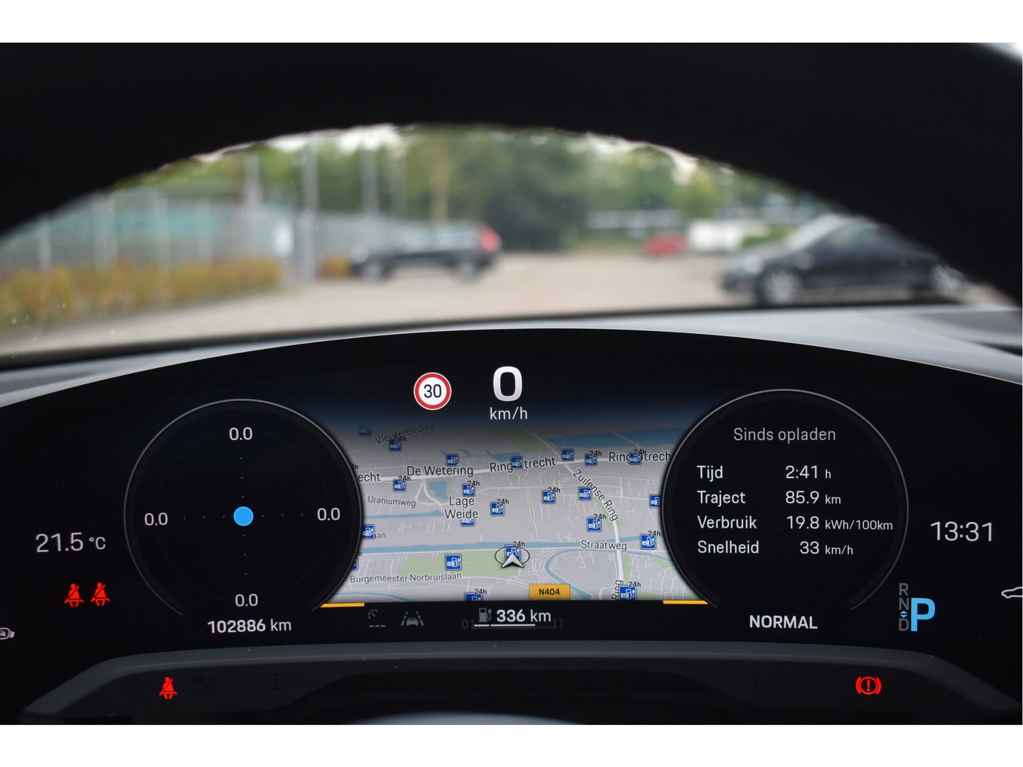 Porsche Taycan Performance 84 kWh 381 pk | Keyless | NL-Auto | Pano | BOSE | 360 gr.camera | Luchtvering | Carplay | Full LED | Virtual cockpit
