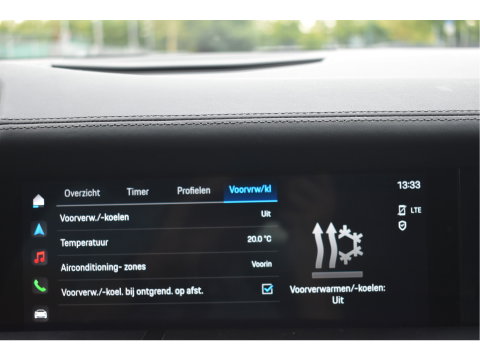 Porsche Taycan Performance 84 kWh 381 pk | Keyless | NL-Auto | Pano | BOSE | 360 gr.camera | Luchtvering | Carplay | Full LED | Virtual cockpit