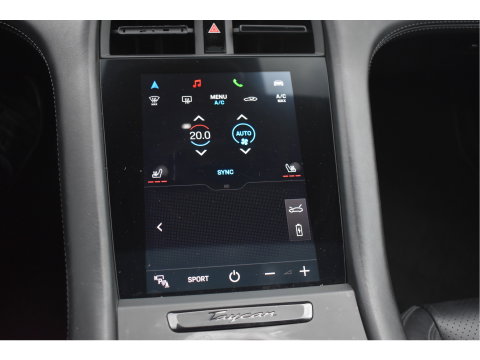 Porsche Taycan Performance 84 kWh 381 pk | Keyless | NL-Auto | Pano | BOSE | 360 gr.camera | Luchtvering | Carplay | Full LED | Virtual cockpit