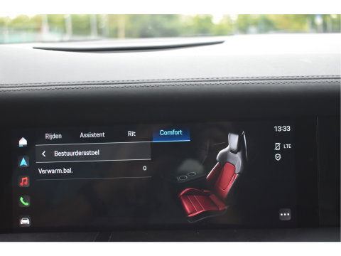 Porsche Taycan Performance 84 kWh 381 pk | Keyless | NL-Auto | Pano | BOSE | 360 gr.camera | Luchtvering | Carplay | Full LED | Virtual cockpit