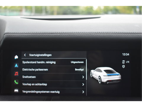 Porsche Taycan Performance 84 kWh 381 pk | Keyless | NL-Auto | Pano | BOSE | 360 gr.camera | Luchtvering | Carplay | Full LED | Virtual cockpit