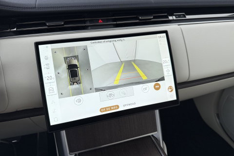 Land Rover Range Rover 3.0 P460e SE PHEV | ACC | Luchtvering | Panoramadak | 360° Camera | Head-Up | Meridian 3D | Stoelventilatie | 23 Inch
