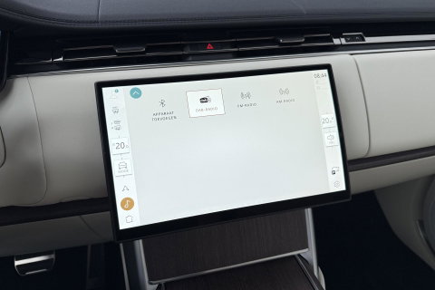 Land Rover Range Rover 3.0 P460e SE PHEV | ACC | Luchtvering | Panoramadak | 360° Camera | Head-Up | Meridian 3D | Stoelventilatie | 23 Inch