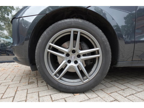 Porsche Macan Porsche Macan 2.0 PANO SPORT CHRONO VOL