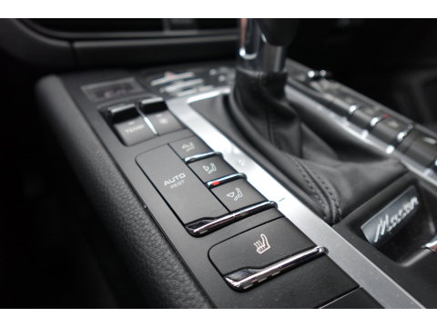 Porsche Macan Porsche Macan 2.0 PANO SPORT CHRONO VOL