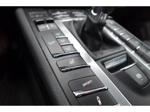 Porsche Macan Porsche Macan 2.0 PANO SPORT CHRONO VOL