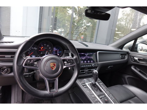 Porsche Macan Porsche Macan 2.0 PANO SPORT CHRONO VOL