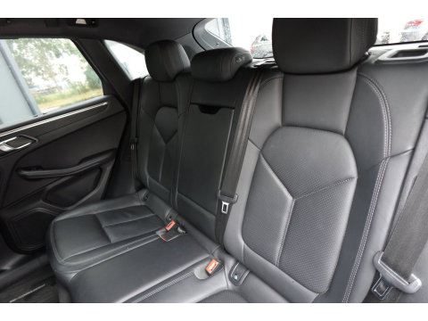 Porsche Macan Porsche Macan 2.0 PANO SPORT CHRONO VOL