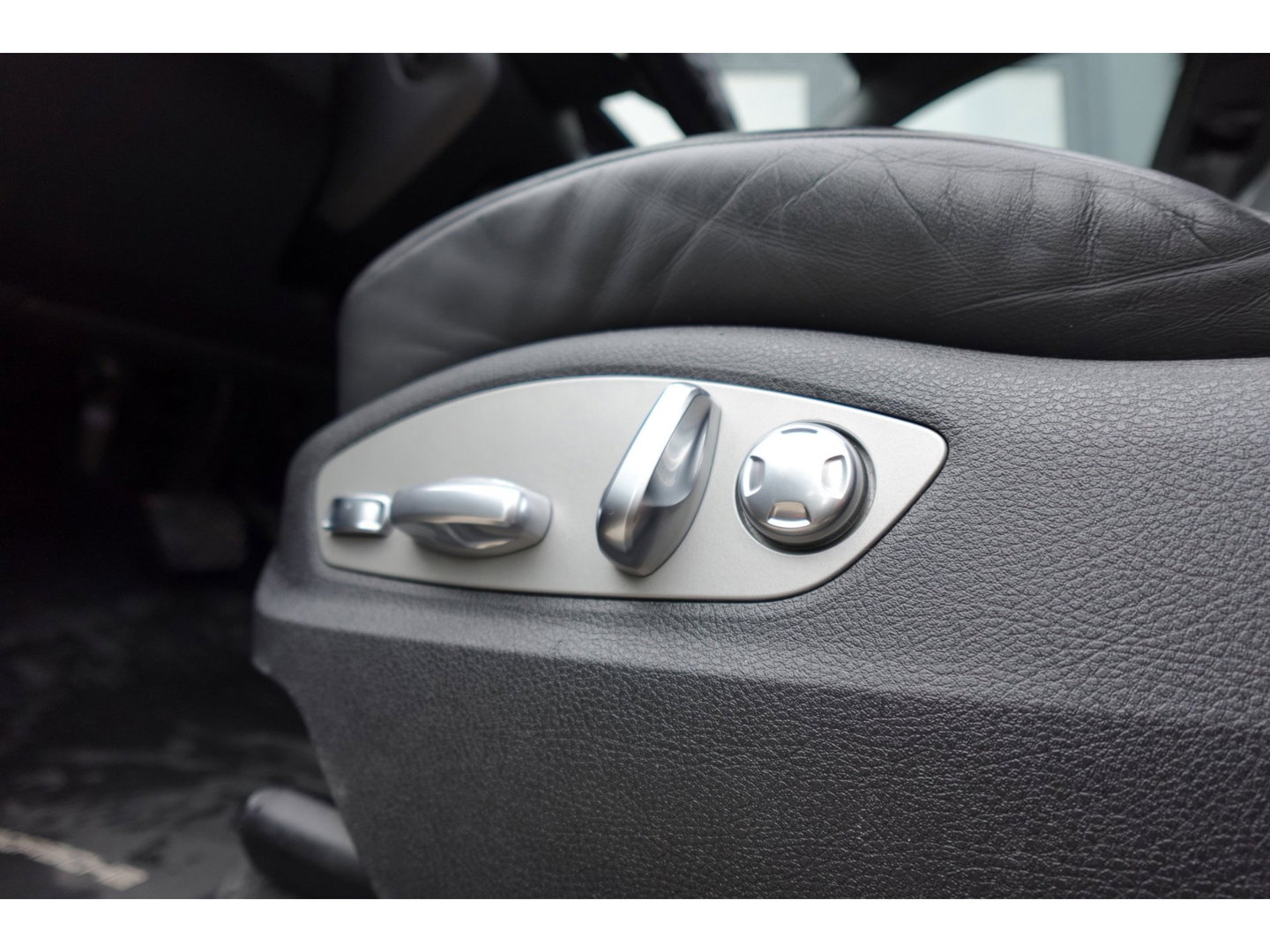 Porsche Macan Porsche Macan 2.0 PANO SPORT CHRONO VOL