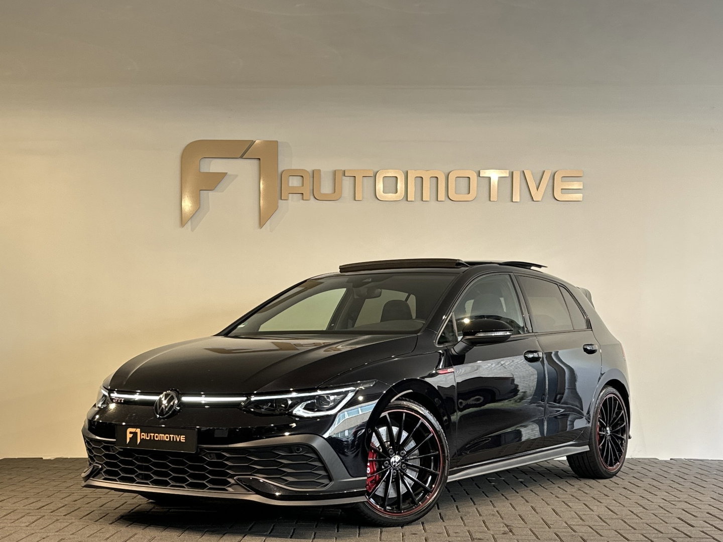 Volkswagen Golf 2.0 TSI GTI Pano|Akrapovic|Nürburgring|45 Jahre Pack|Keyless