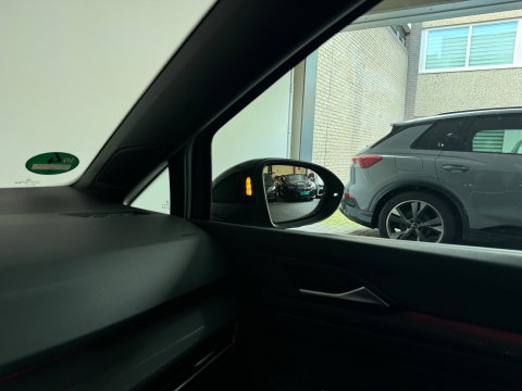 Volkswagen Golf 2.0 TSI GTI Pano|Akrapovic|Nürburgring|45 Jahre Pack|Keyless