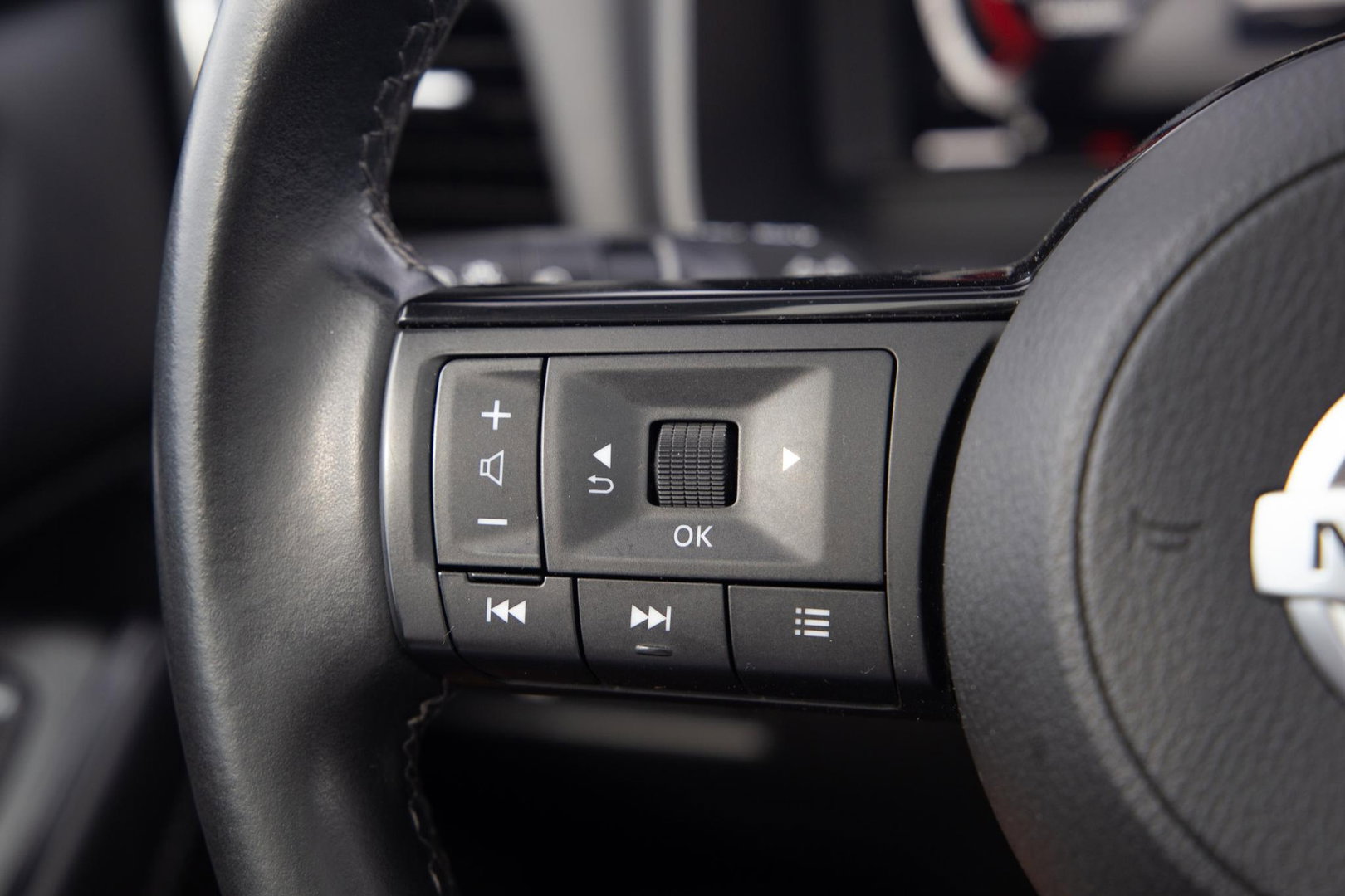 Nissan QASHQAI 1.3 MHEV Business Design PANORAMA / START STOP / CARPLAY / PERFECT ONDERHOUDEN