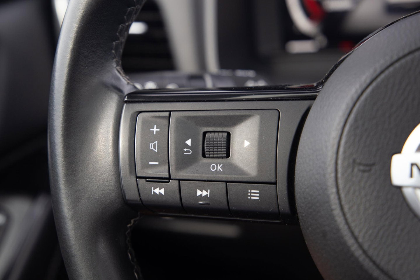 Nissan QASHQAI 1.3 MHEV Business Design PANORAMA / START STOP / CARPLAY / PERFECT ONDERHOUDEN