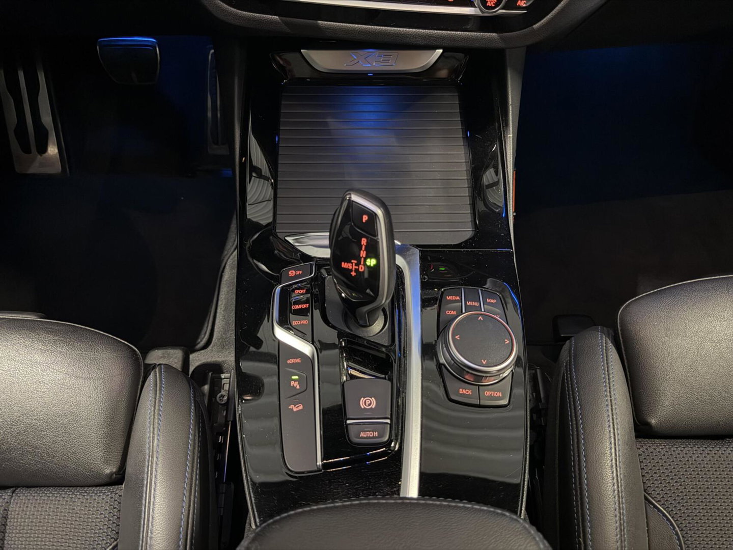 BMW X3 xDrive30e High Executive M-sport Pano Trekhaak Camera
