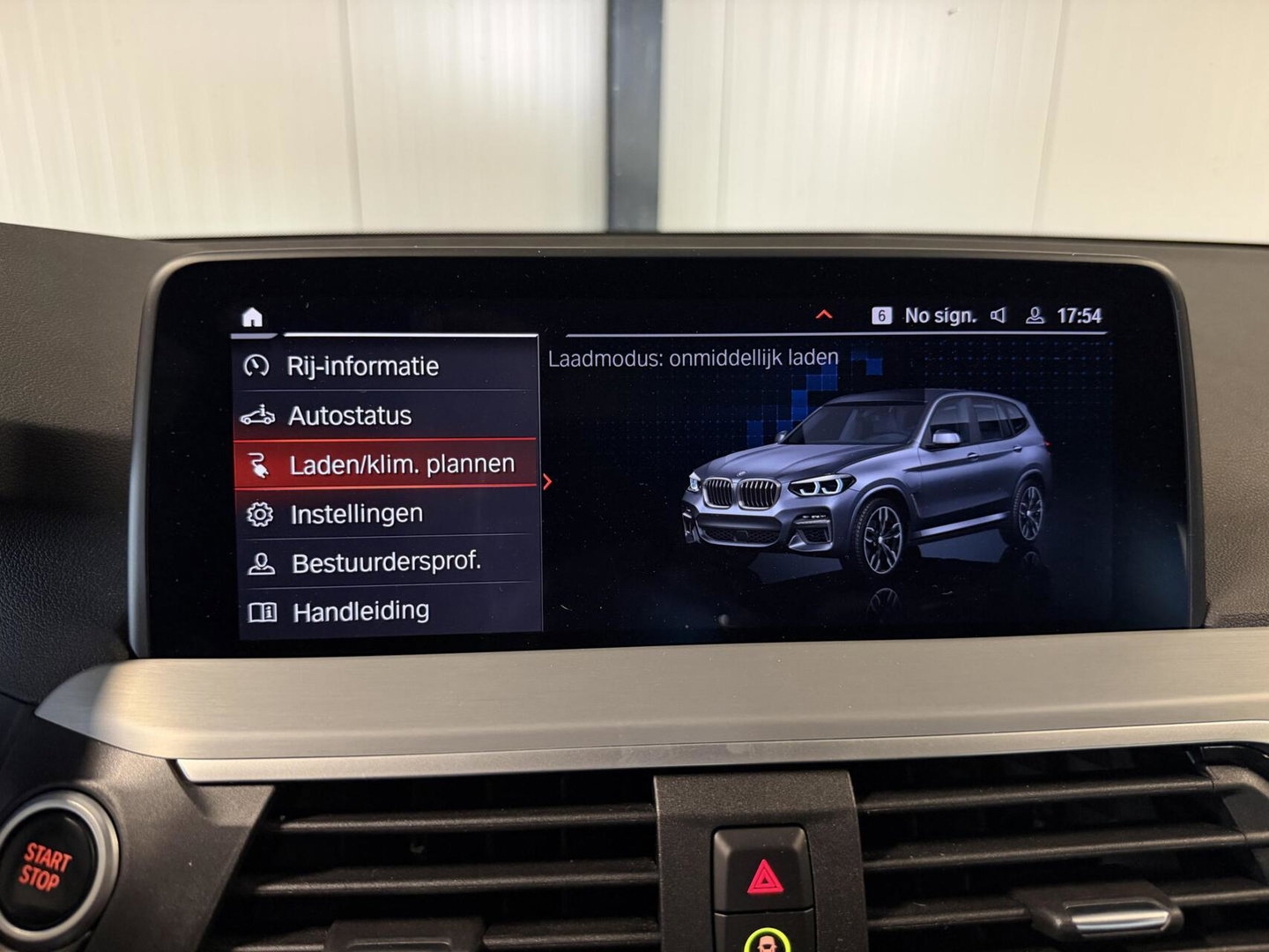 BMW X3 xDrive30e High Executive M-sport Pano Trekhaak Camera