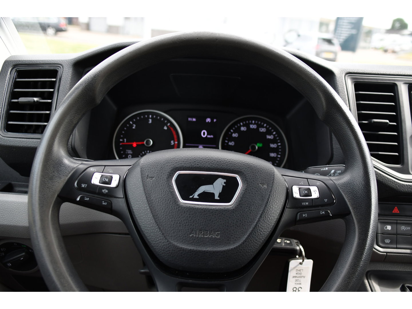 MAN TGE 3.140 35 2.0 L3H2 PB Edition Camera, Cruise, Carplay, LED, 140pk, Automaat, Multimedia, 3000kg Trekhaak, voorruit verwarming, Uniek!