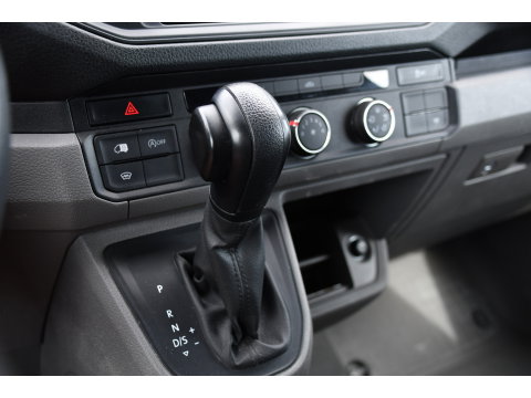 MAN TGE 3.140 35 2.0 L3H2 PB Edition Camera, Cruise, Carplay, LED, 140pk, Automaat, Multimedia, 3000kg Trekhaak, voorruit verwarming, Uniek!