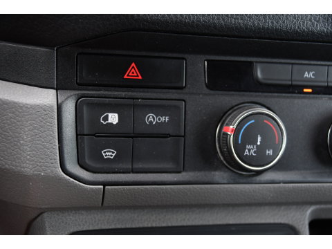 MAN TGE 3.140 35 2.0 L3H2 PB Edition Camera, Cruise, Carplay, LED, 140pk, Automaat, Multimedia, 3000kg Trekhaak, voorruit verwarming, Uniek!