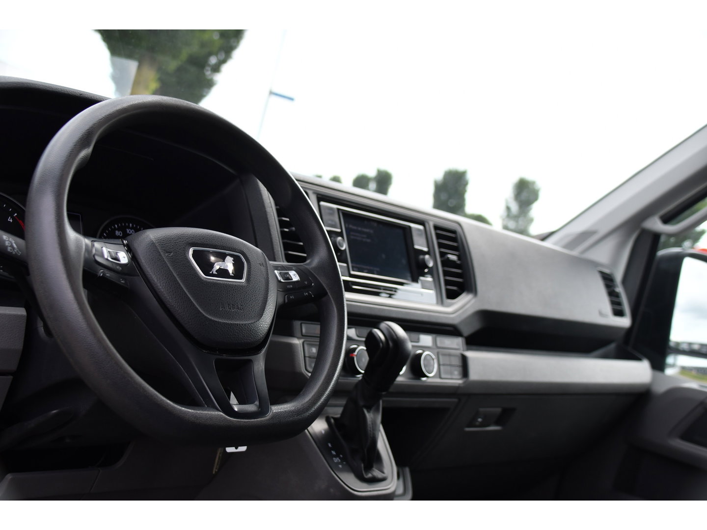 MAN TGE 3.140 35 2.0 L3H2 PB Edition Camera, Cruise, Carplay, LED, 140pk, Automaat, Multimedia, 3000kg Trekhaak, voorruit verwarming, Uniek!