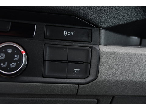 MAN TGE 3.140 35 2.0 L3H2 PB Edition Camera, Cruise, Carplay, LED, 140pk, Automaat, Multimedia, 3000kg Trekhaak, voorruit verwarming, Uniek!