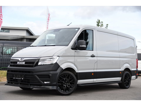 MAN TGE 3.140 35 2.0 L3H2 PB Edition Camera, Cruise, Carplay, LED, 140pk, Automaat, Multimedia, 3000kg Trekhaak, voorruit verwarming, Uniek!