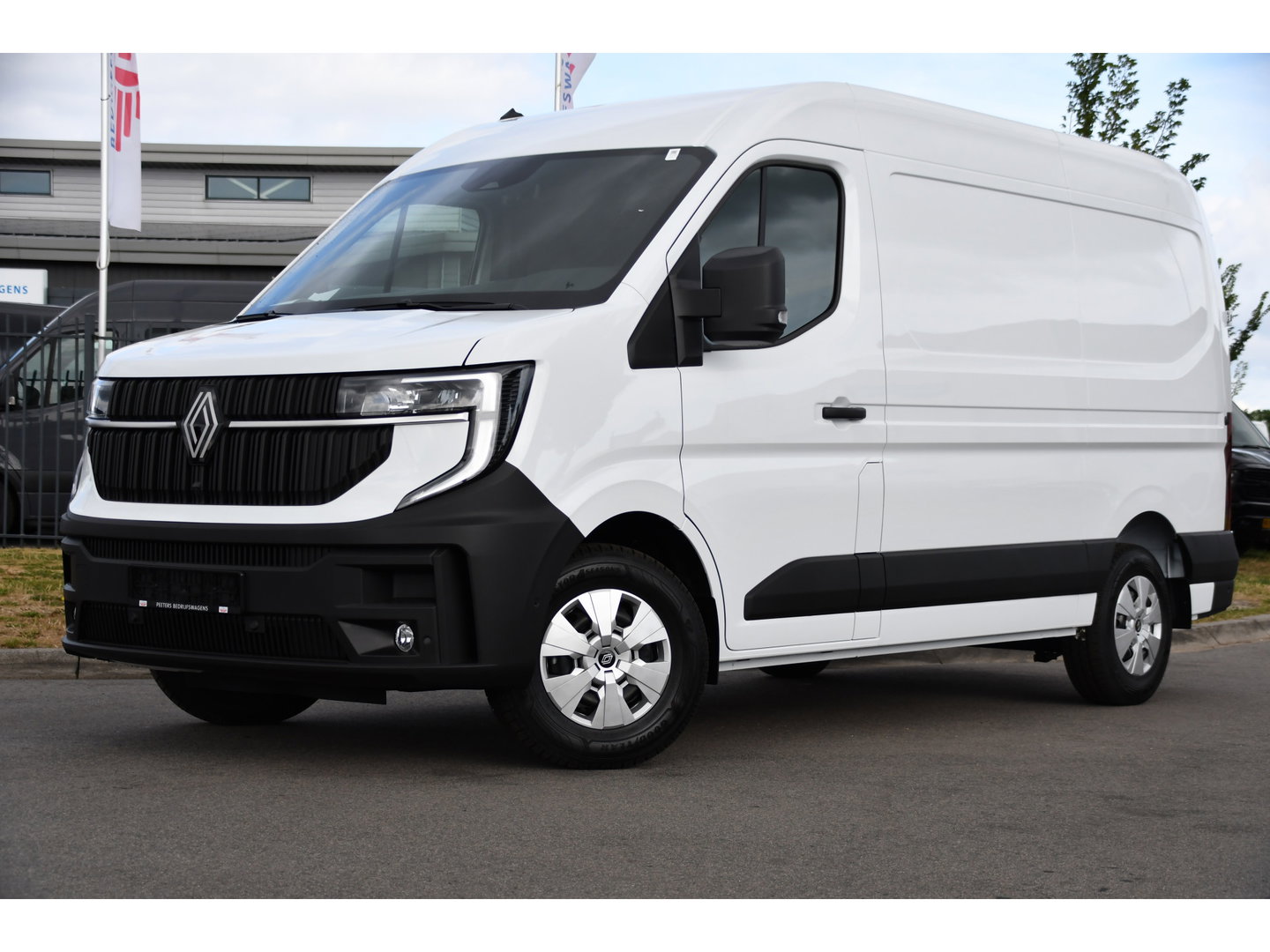 Renault Master E-Tech T35 L2H2 Extra long range 87 kWh Camera, Cruise, Carplay, LED, Clima, Stoelverwarming, Laadruimte Betimmering, 143pk, Virtual, Sensoren, Uniek!